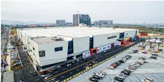 開手扶拖拉機起家的黃明經(jīng)，如何成為南安石材人敬重的前輩？