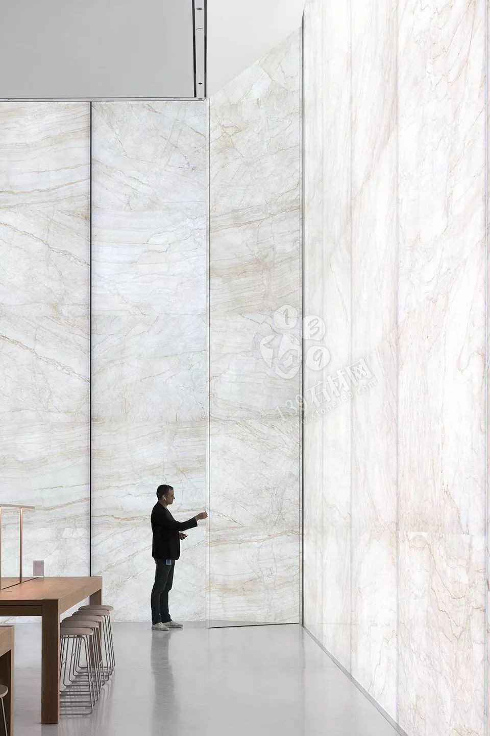 我們常聽(tīng)說(shuō)的石材超薄加工到底可以做到多??？