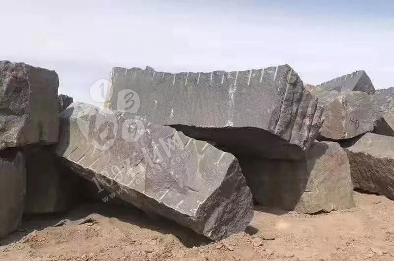 內(nèi)蒙古德嶺山鎮(zhèn)總投資約4712萬元石材加工建設(shè)項目來了！附蒙古黑、大漠黑欣賞