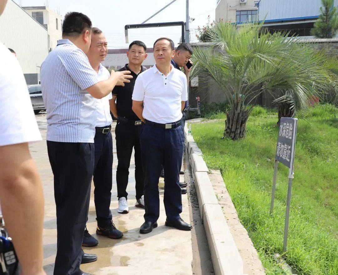 湖北宜昌興山縣委書(shū)記一行蒞臨麻城石材產(chǎn)業(yè)園考察調(diào)研