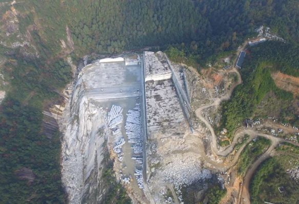 福建省三明市建寧縣均口鎮(zhèn)石材產(chǎn)區(qū)藍(lán)寶石（珍珠蘭）石材及礦山欣賞！